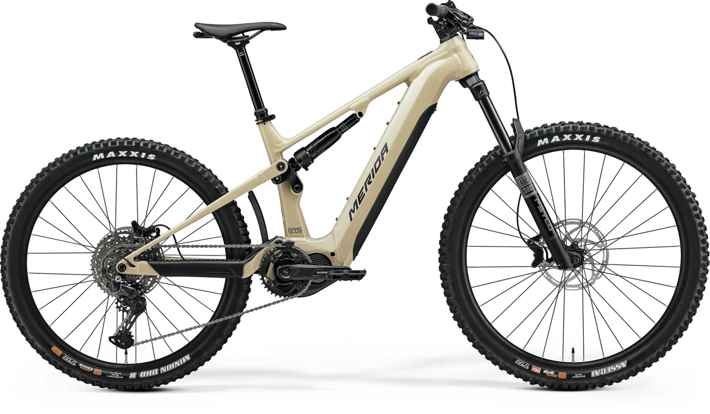 Merida eONE-SIXTY 575 pieskový(čierny) 2025